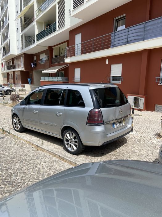 Zafira 2006 automática