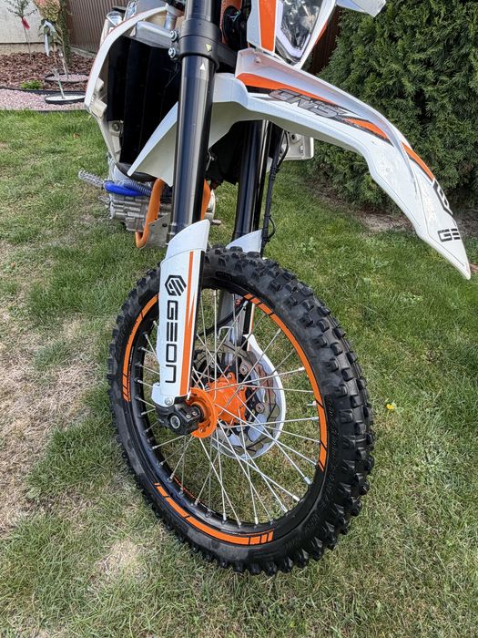 Geon Dakar Gns 300