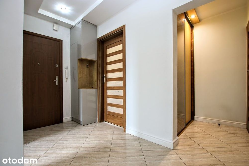 trzy oddzielne pokoje, balkon, dostępne od zaraz