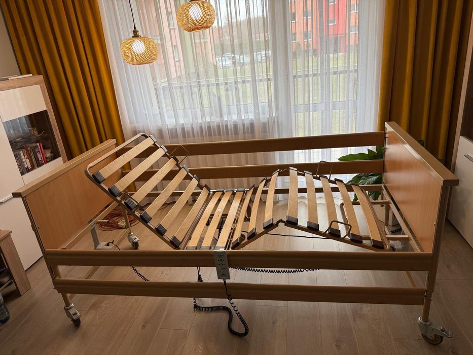 Łóżko rehabilitacyjne 3 funkcyjne na pilota