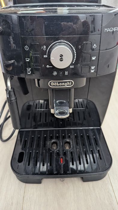 DeLonghi Magnifica S ekspes do kawy automat