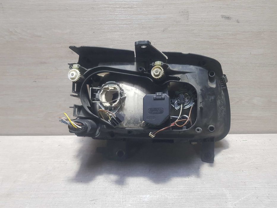 Фара Volkswagen Polo 3 1998-2001р. рестайл