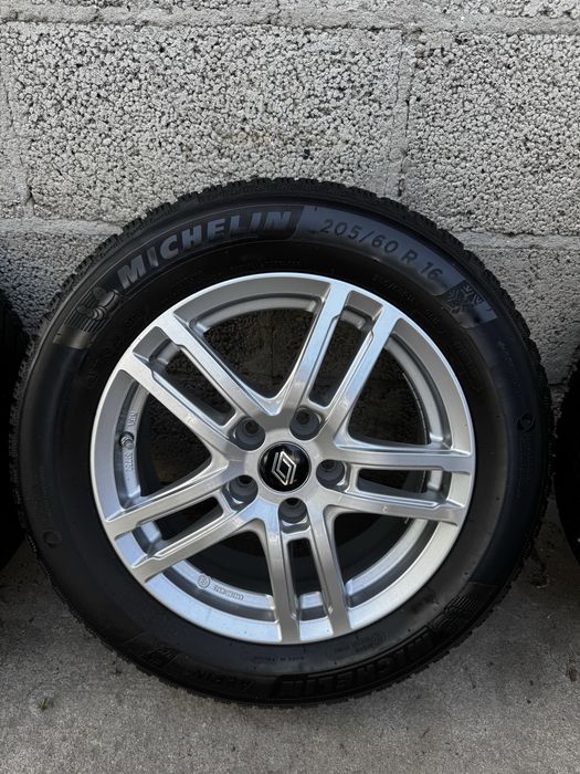 Koła Zimowe R16 5x108 Peugeot Citroen Renault Ford Opony 205/60/16
