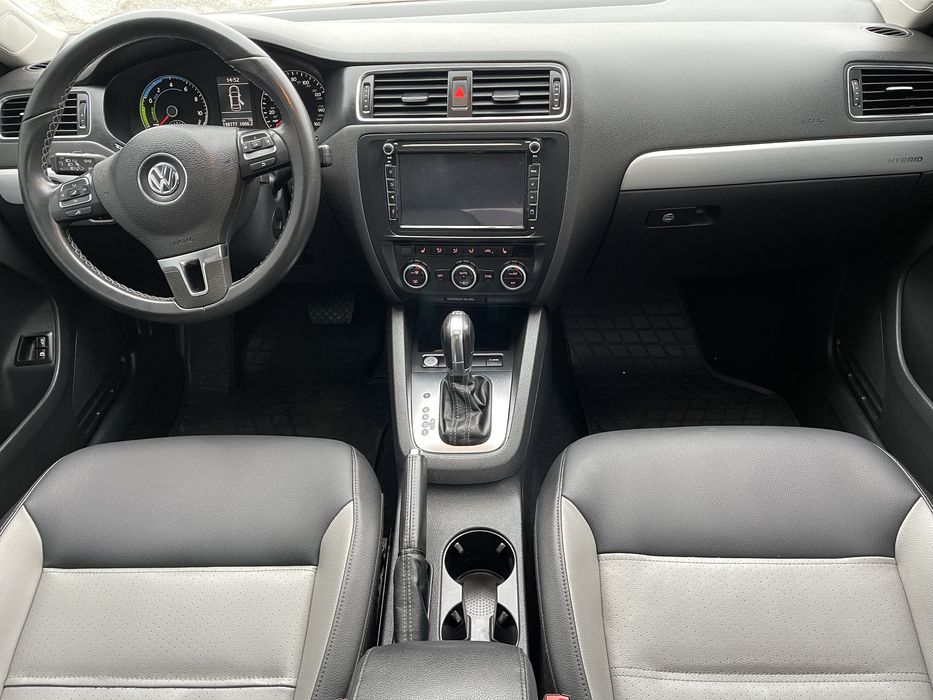 Volkswagen Jetta Hybrid 2012