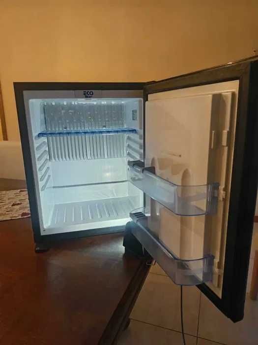 Frigorífico Minibar EcoBar 30L - Silencioso (0 dB) Como NOVO