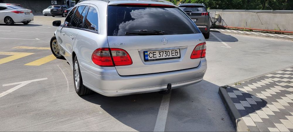 Продаж Mercedes E 2006