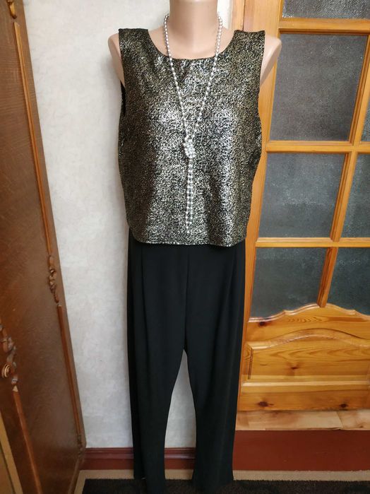 Стильний, красивий комбінезон,завужені брюки dorothy perkins 46 розмір