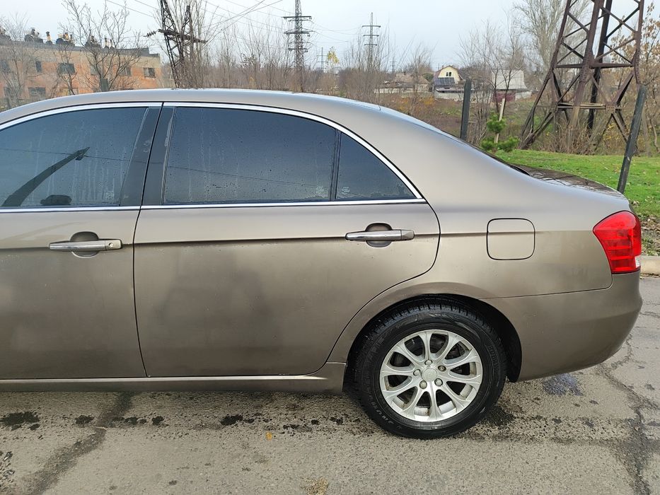 Продам Emgrand 8