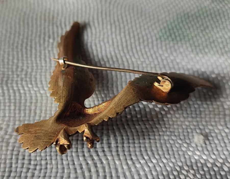 Alfinete Águia em metal