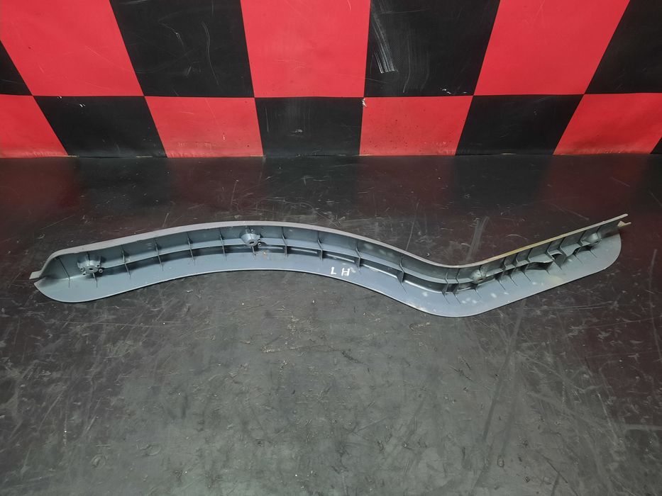 Friso ISUZU ELF Chassis (NKR8_, NKQ8_)