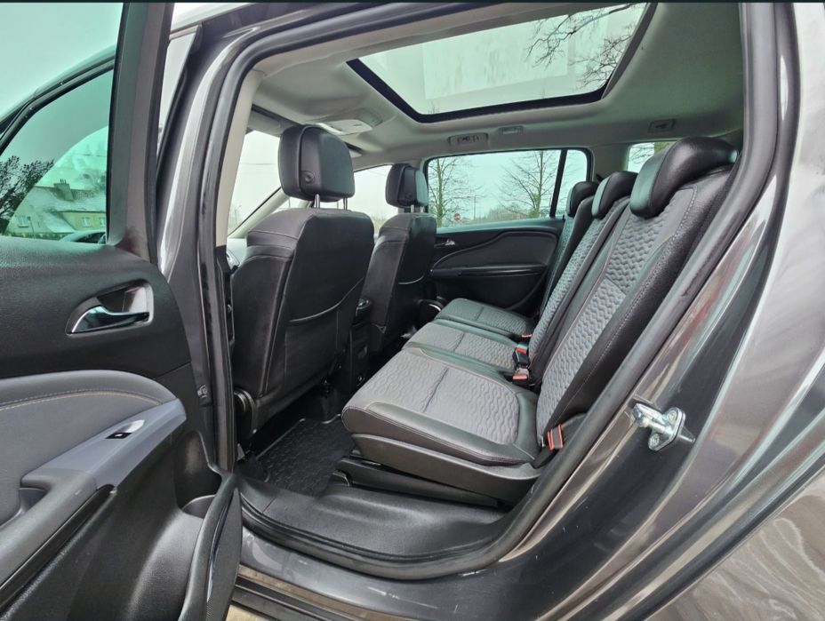 Opel Zafira 2.0 diesel, 2012r. 7 osobowa, automat