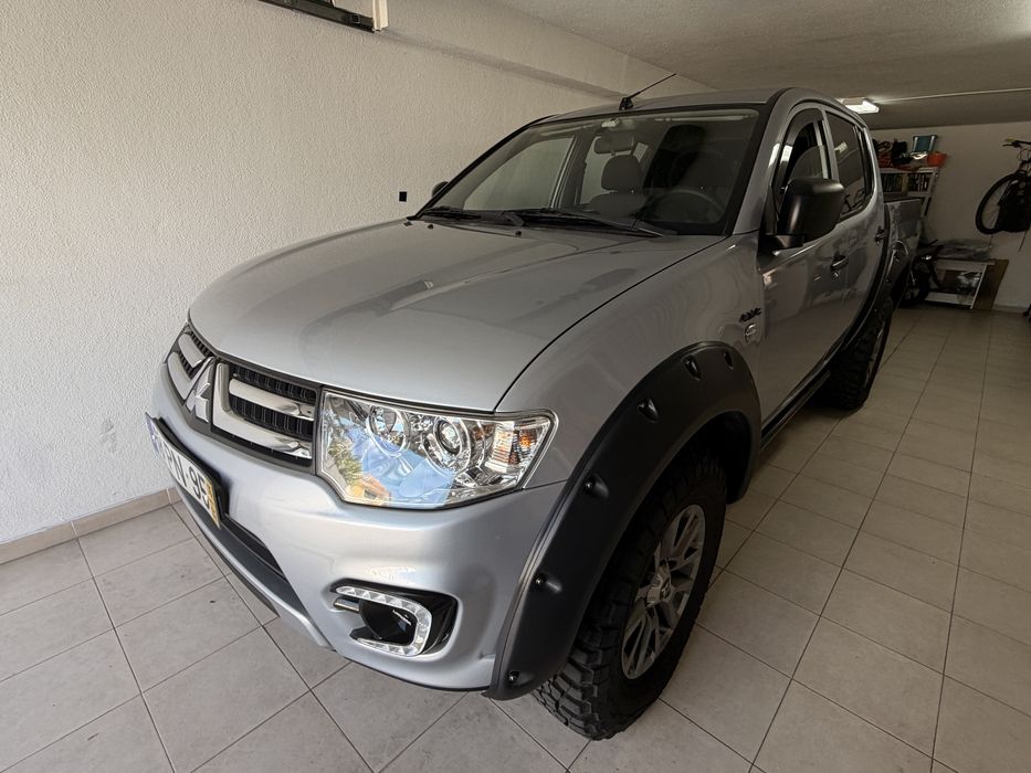 Mitsubishi L200  2015 4x4 cabide dupla