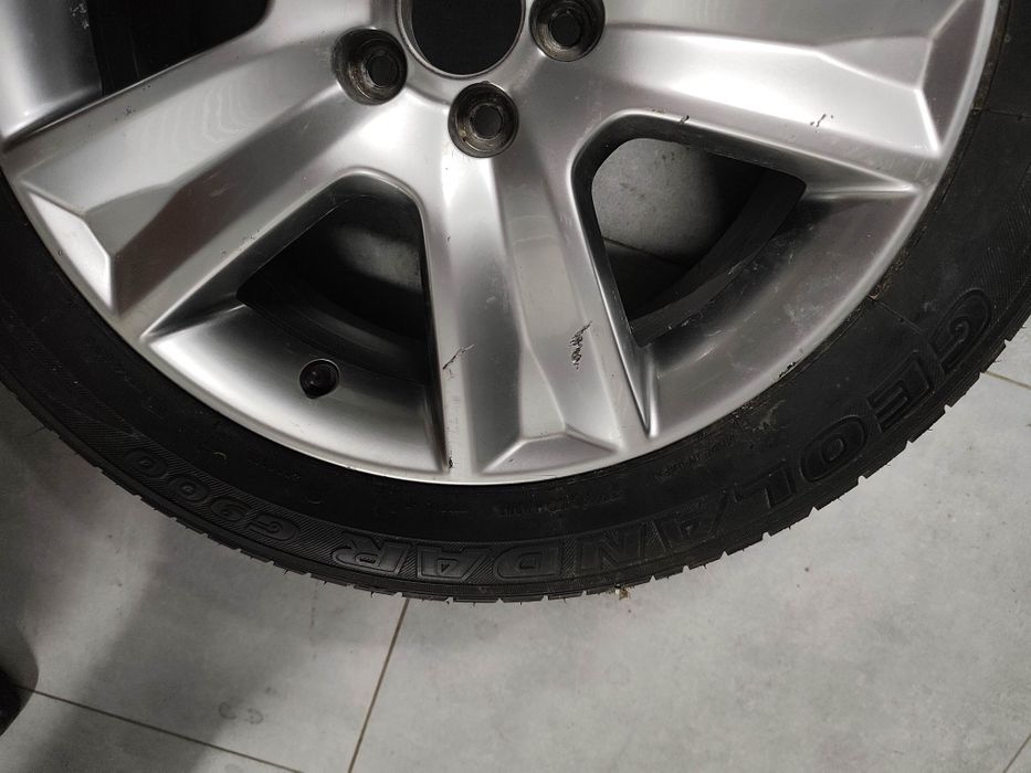 продам запаску 215/55 R17 Subaru outback bp 2007