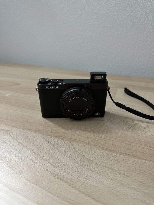 Fujifilm XQ2 - Câmara compacta