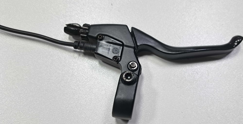 Lewa klamka hamulca alu hulajnoga e-bike v-brake disc higo