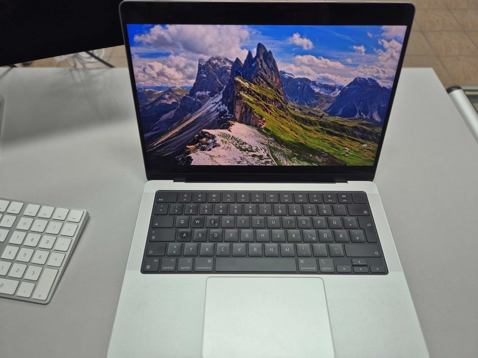 Apple MacBook Pro 14 A2918 M3 8GB 512GB SSD 14,2" Liquid Retina 2023