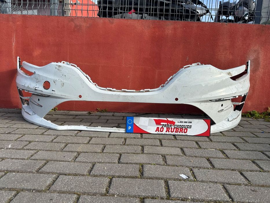 Parachoque Renault Megane 4 facelift