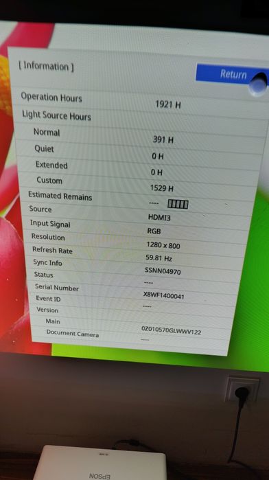 Projektor laserowy Epson 725w