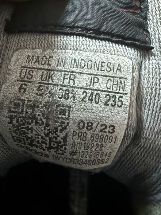 Adidas Mundial Team