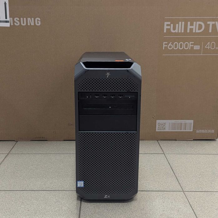 HP Z4 G4/XEON W-2123 /16 Gb /500 Gb SSD /Quadro P4000