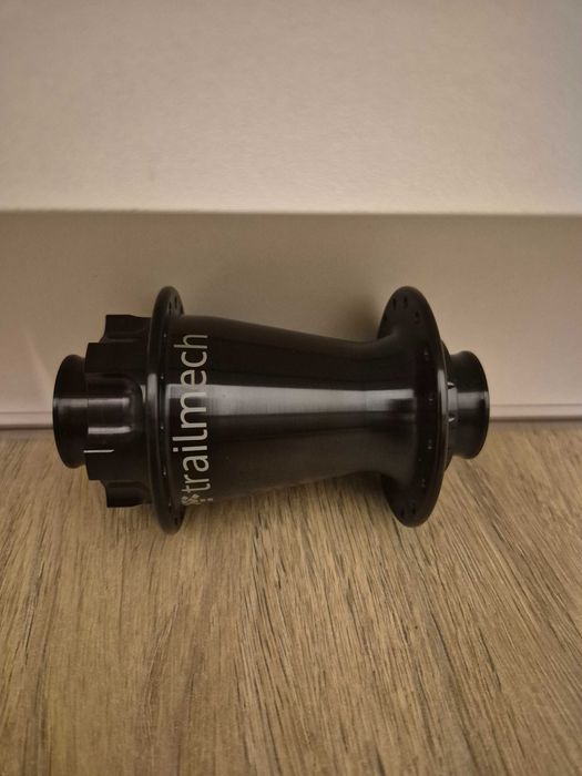 Przednia piasta Trailmech Enduro 110×15 mm Boost, Torque Caps.
