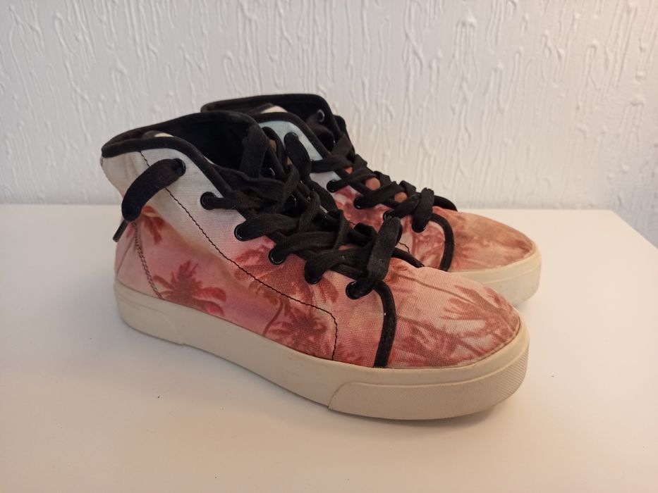 Sapatilhas estilo All Star BERSHKA