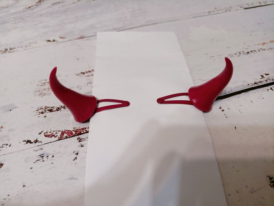 Spinki do włosów rogi