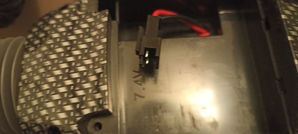 Продам боліт акумулятор замінити