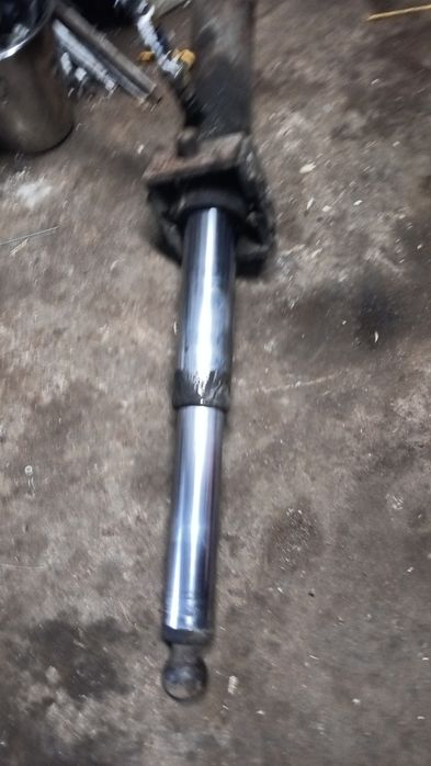 Siłownik hydrauliczny używany