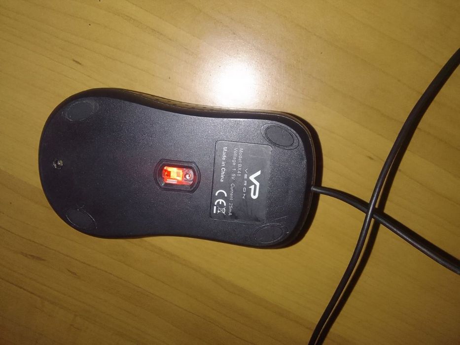 Віддам Мишку компютерну