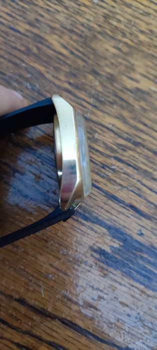 Zegarek złoty rakieta USRR datownik