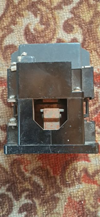 ПМЕ-211 магнітний пускач