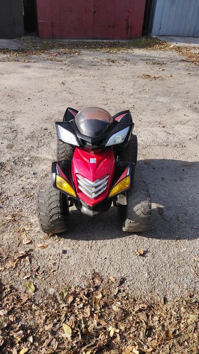 Дитячий квадроцикл