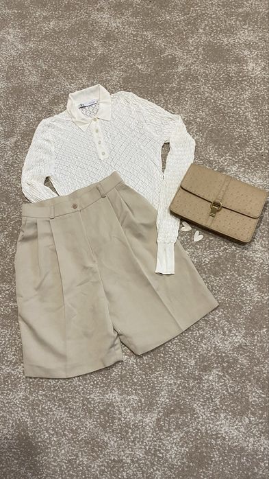 Шорти бермуди бежеві