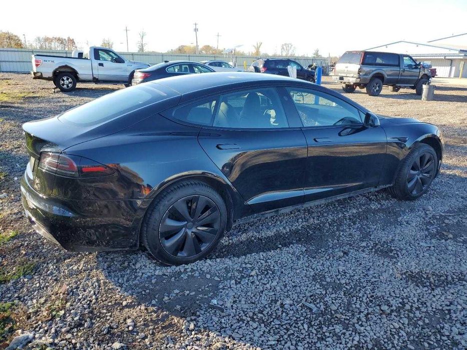 Tesla Model S 2022
