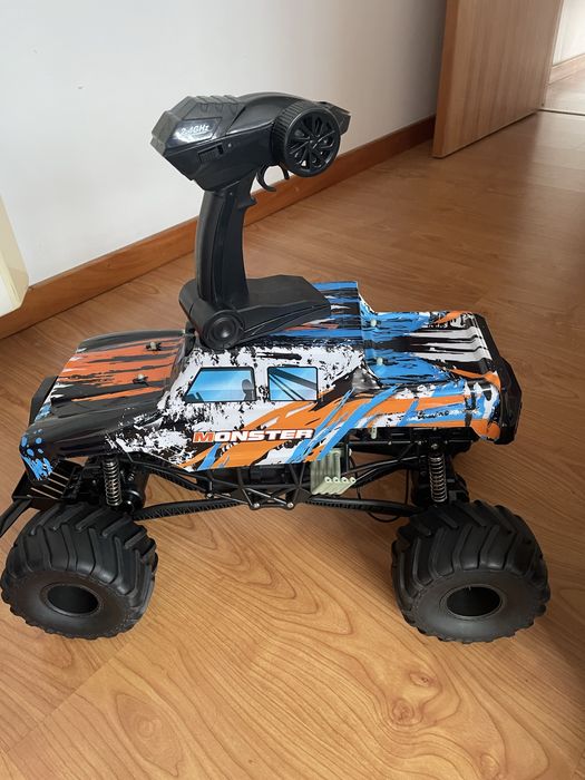 Vendo Jipe com controlo Remoto