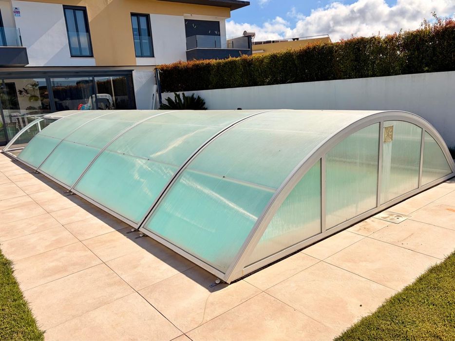 Cobertura piscina com disponibilidade imediata