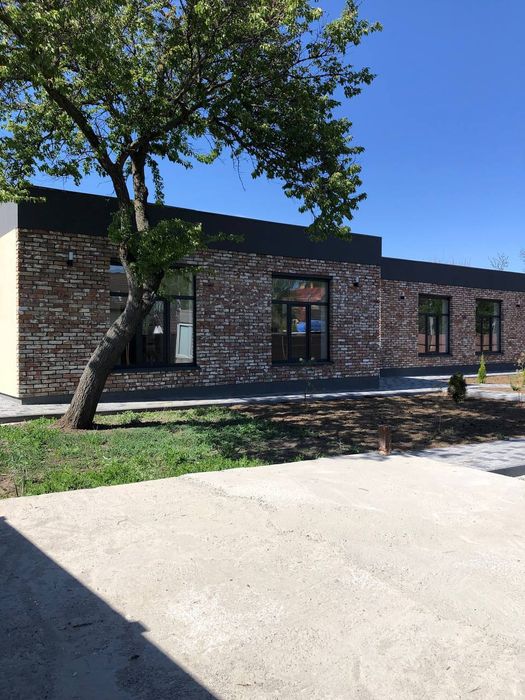 Продаётся новый дом в Обуховке в закрытом охраняемом городке с ремонто