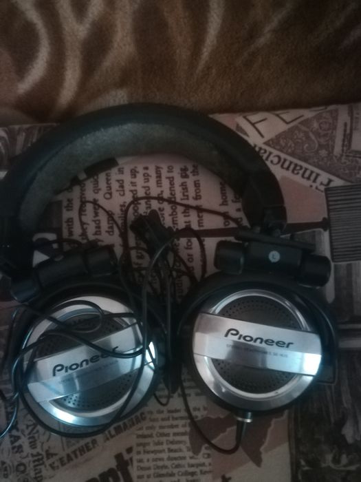 Наушніки.Koss CS100. компютерна . Pioneer SE-MJ5Pioneer.гарнітура.
