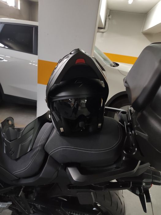ADX-2 Matt Pearl Black

10
34

Versões: