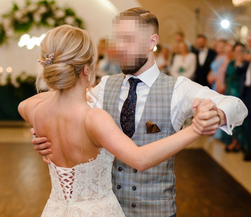 Suknia ślubna - 153 cm wzrostu + 7 cm obcas