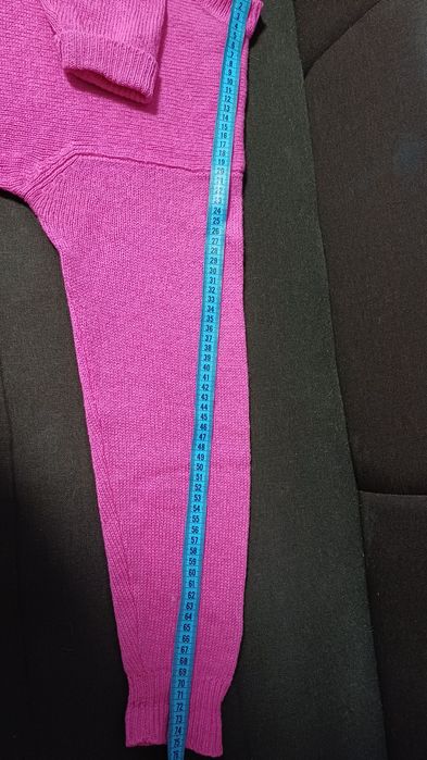 Светрик жіночий вовняний,свитер шерстяной.