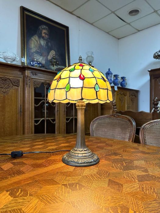 Настільна лампа в стилі Тіффані 6973