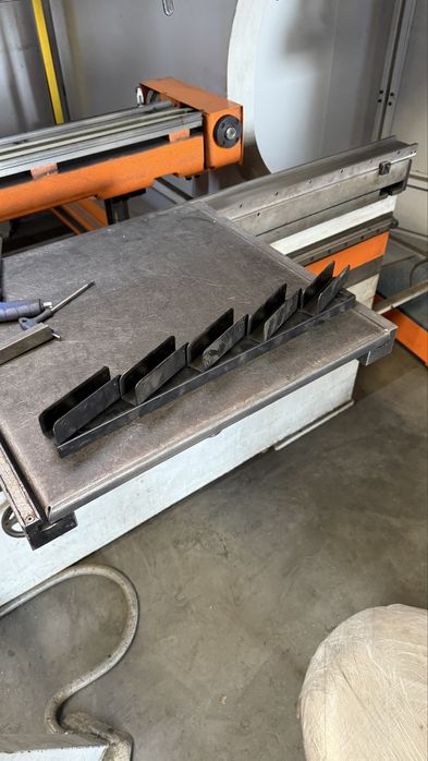 Projektowanie 3D/ Cięcie Laserem/ Malowanie Proszkowe/Gięcie