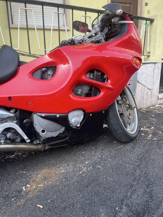 Susuki gsxf 600