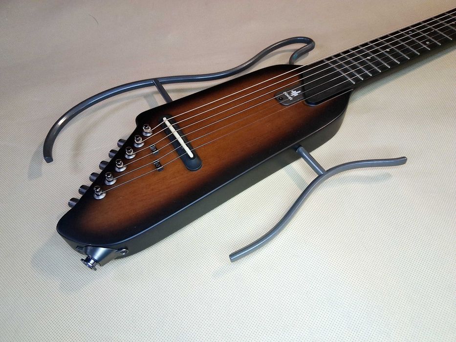 J261 Gitara Podróżna Donner HUSH-I Silent Guitar Headless Sunburst