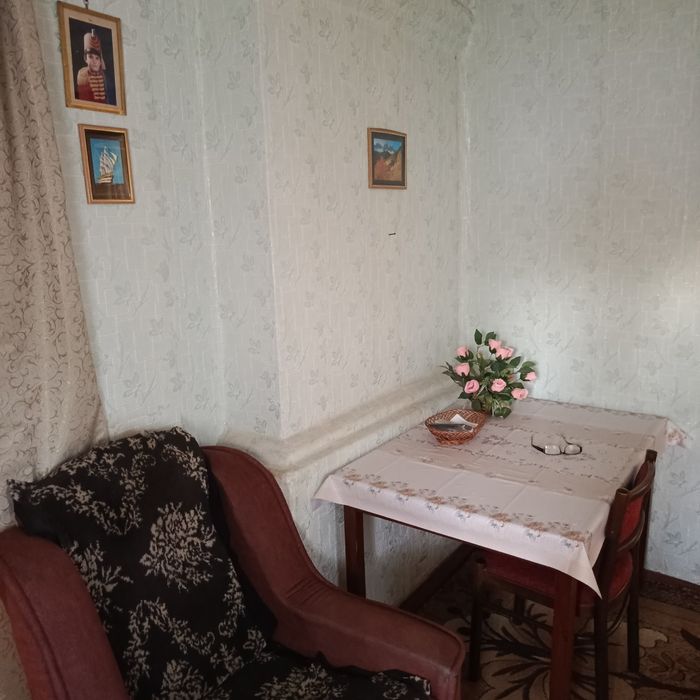 Продається будинок в центрі міста