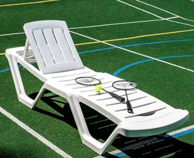 Шезлонг пластиковый, лежак, мебель, для пляжа, для бассейна, сада
