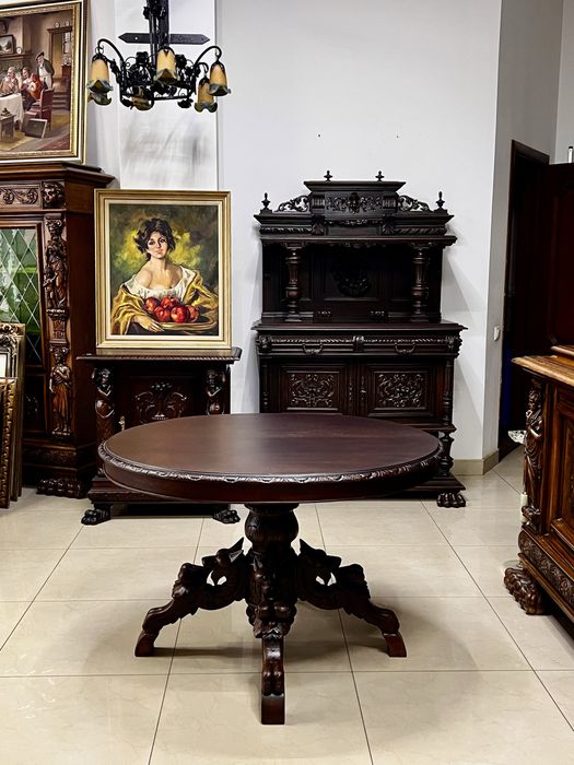 Антикварний овальнийдубовий обідній стіл на 4-х ніжз грифонами.Франція