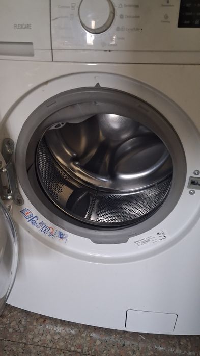 Maquina de lavar roupa Eletrolux